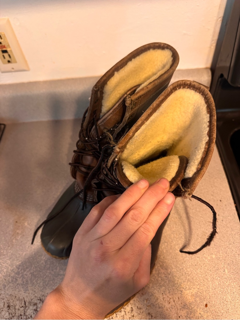 L.L. Bean Shearling Lining boots men’s size 9 women’s size 11 - Picture 7 of 12